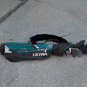 Wilson Ultra Kids Golf Club Set - Black and Teal